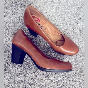 Women’s Comfortiva Heels